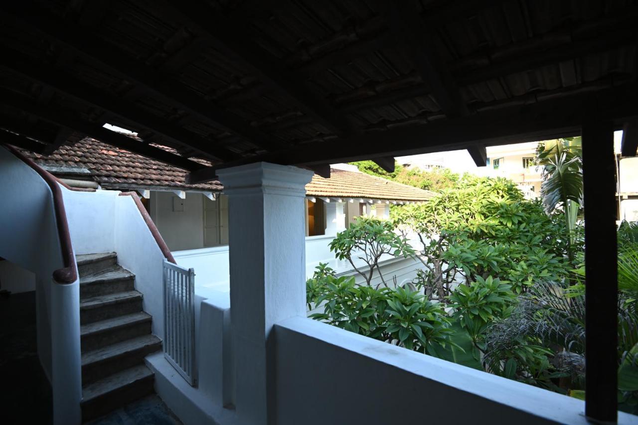 La Cedille - French Heritage House Pondicherry Luaran gambar